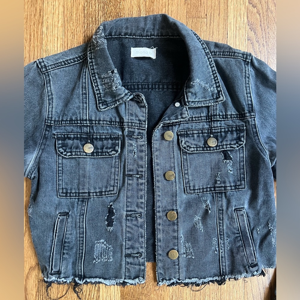 Cropped Denim Jacket - Picture 2 of 5